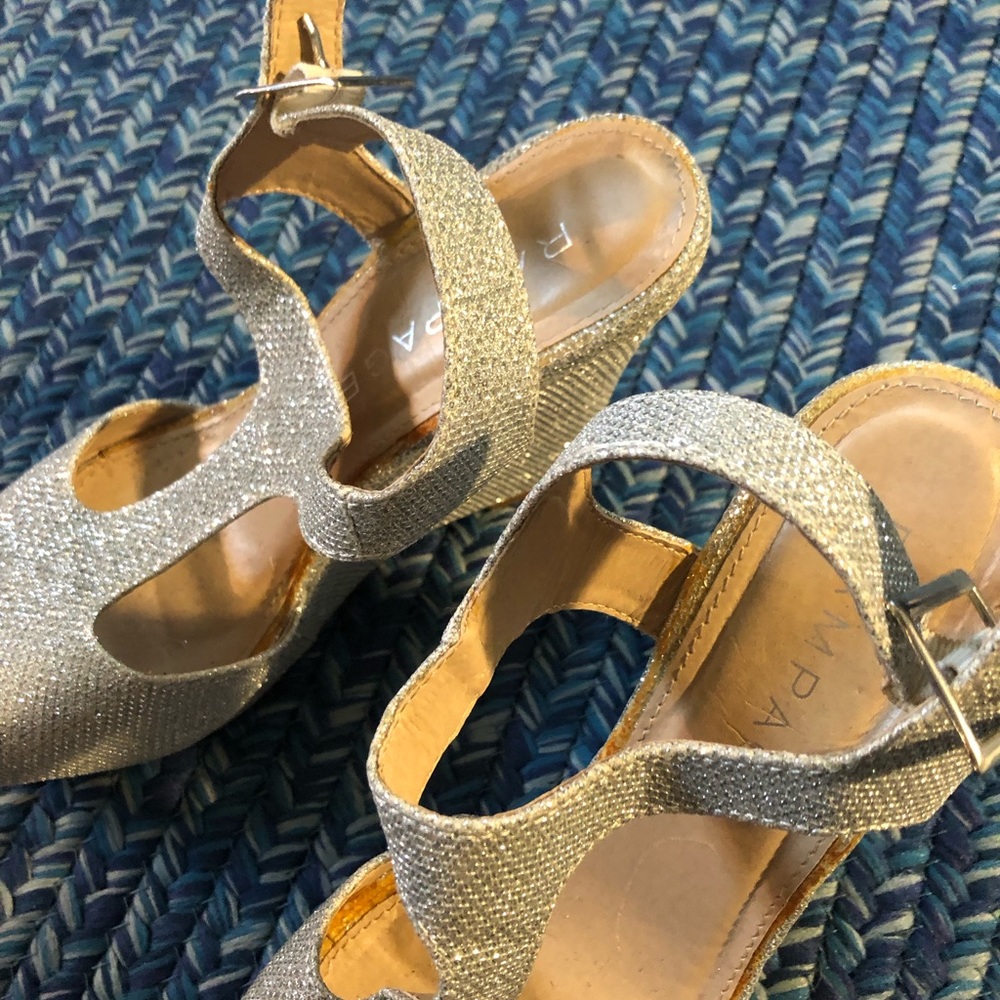 Rampage size 6, silver glitter sandals.
